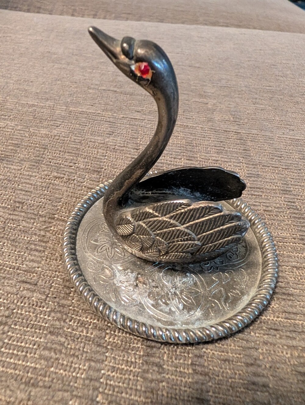 Vintage EP Zinc Alloy Silver Ring Holder